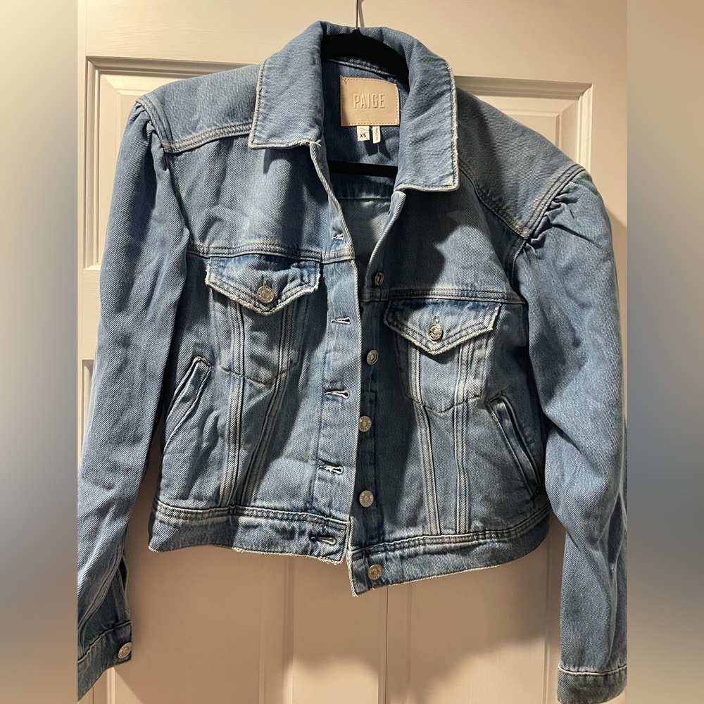 PAIGE Women's Light Blue Denim Jacket